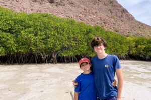 Victor and Paul in Bahia Ensenada - Isla Espiritu Santo