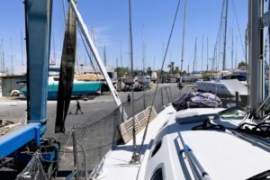 Hauling out Do The Thing in Puerto Penasco