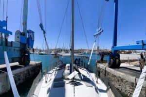 Hauling out Do The Thing in Puerto Penasco