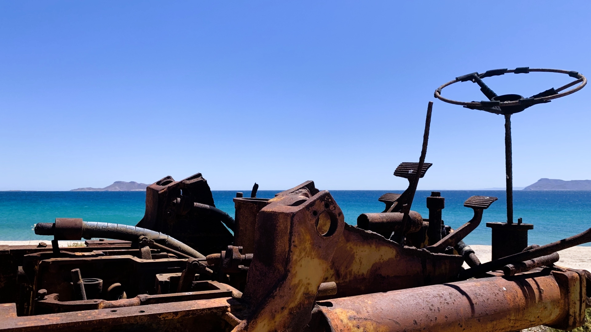 Old tractor in Punta Salinas - Isla San Jose